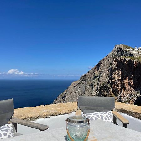 Folegandros-Cliffhouse Villa ภายนอก รูปภาพ