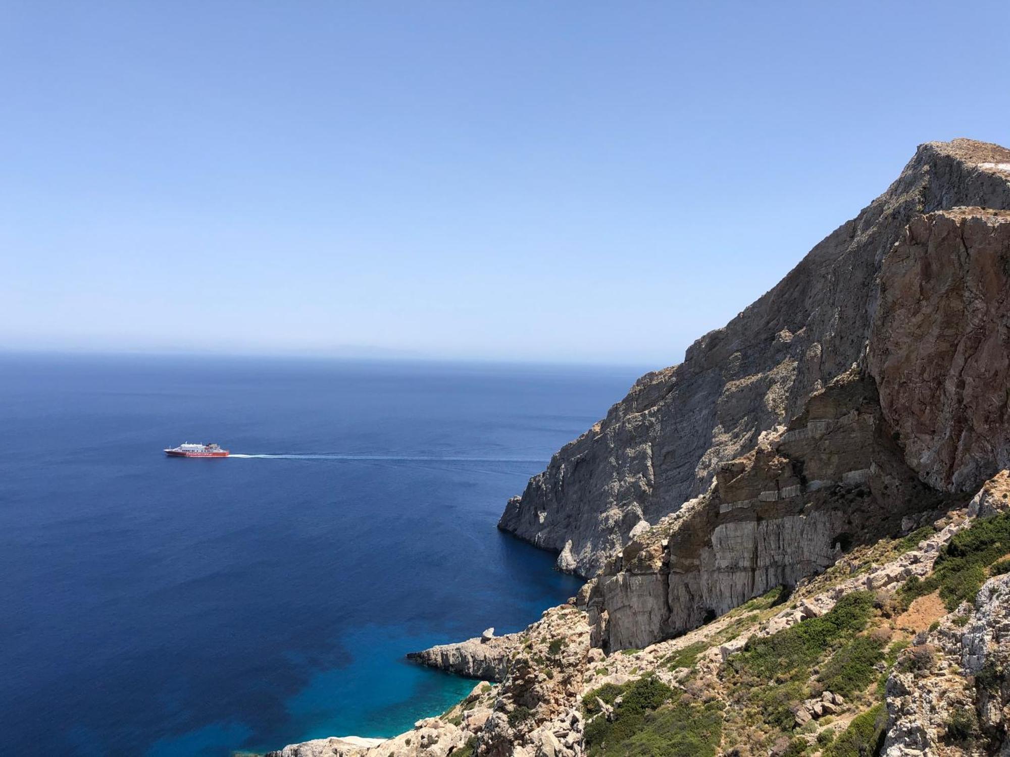 Folegandros-Cliffhouse Villa ภายนอก รูปภาพ