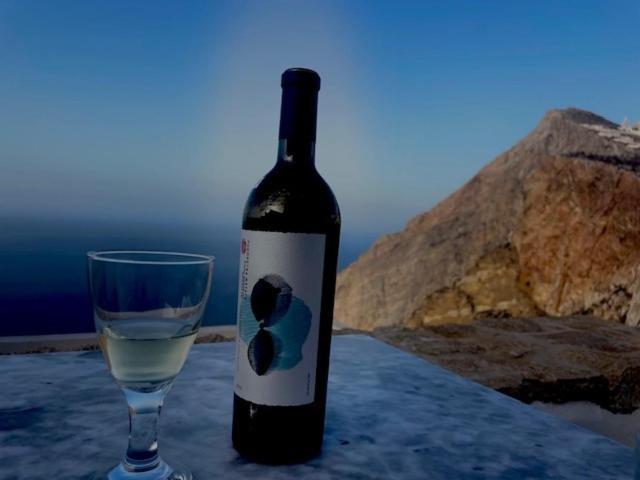 Folegandros-Cliffhouse Villa ภายนอก รูปภาพ
