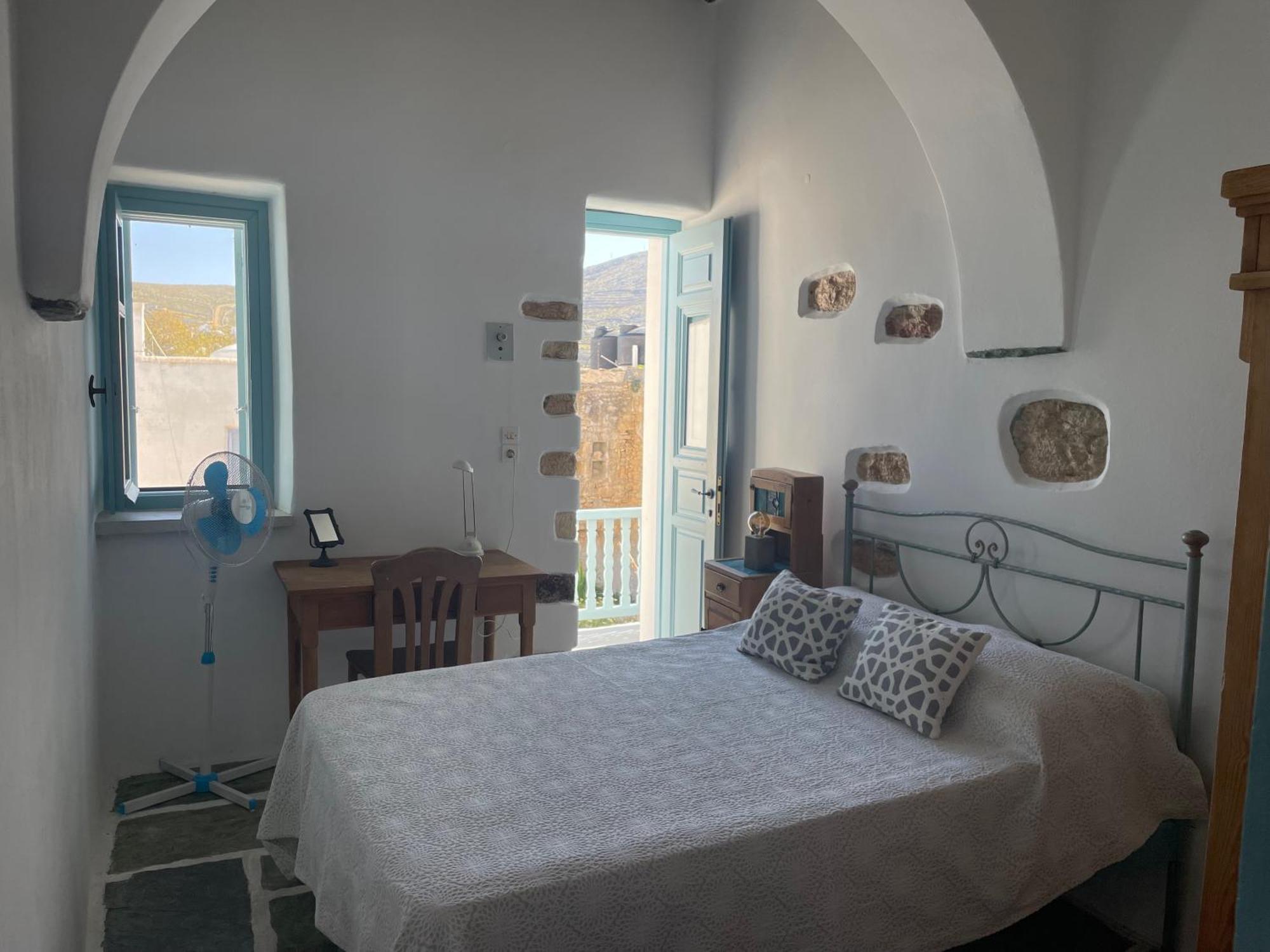 Folegandros-Cliffhouse Villa ภายนอก รูปภาพ