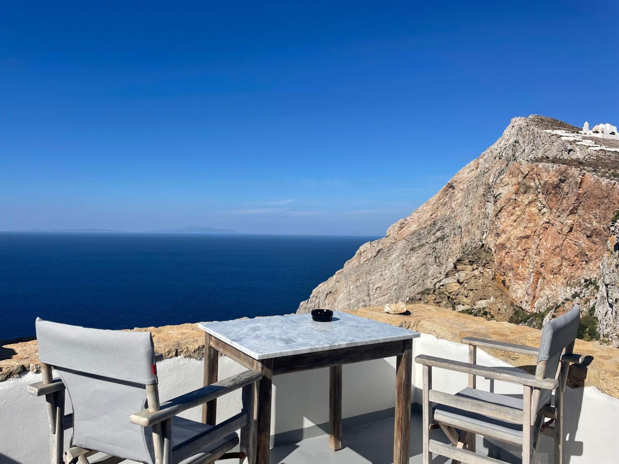 Folegandros-Cliffhouse Villa ภายนอก รูปภาพ