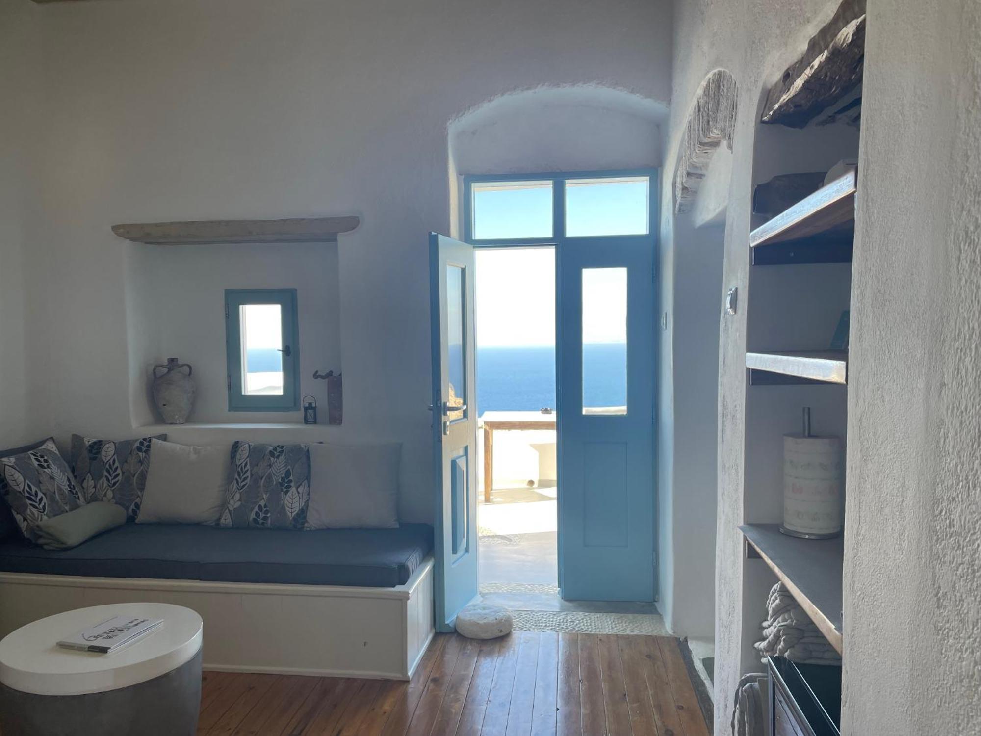 Folegandros-Cliffhouse Villa ภายนอก รูปภาพ
