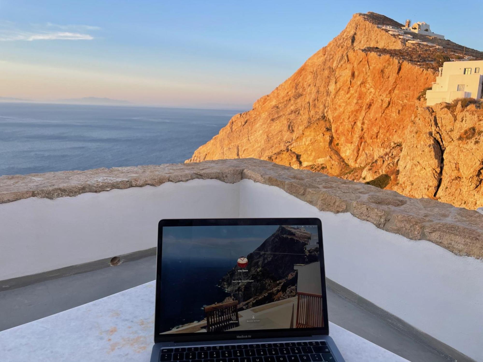Folegandros-Cliffhouse Villa ภายนอก รูปภาพ