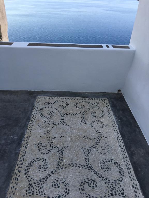 Folegandros-Cliffhouse Villa ภายนอก รูปภาพ