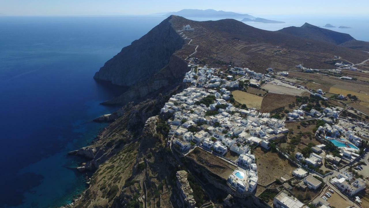 Folegandros-Cliffhouse Villa ภายนอก รูปภาพ
