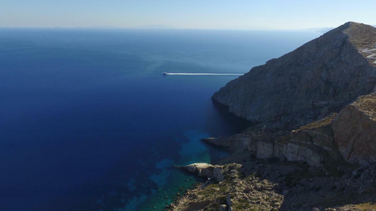 Folegandros-Cliffhouse Villa ภายนอก รูปภาพ